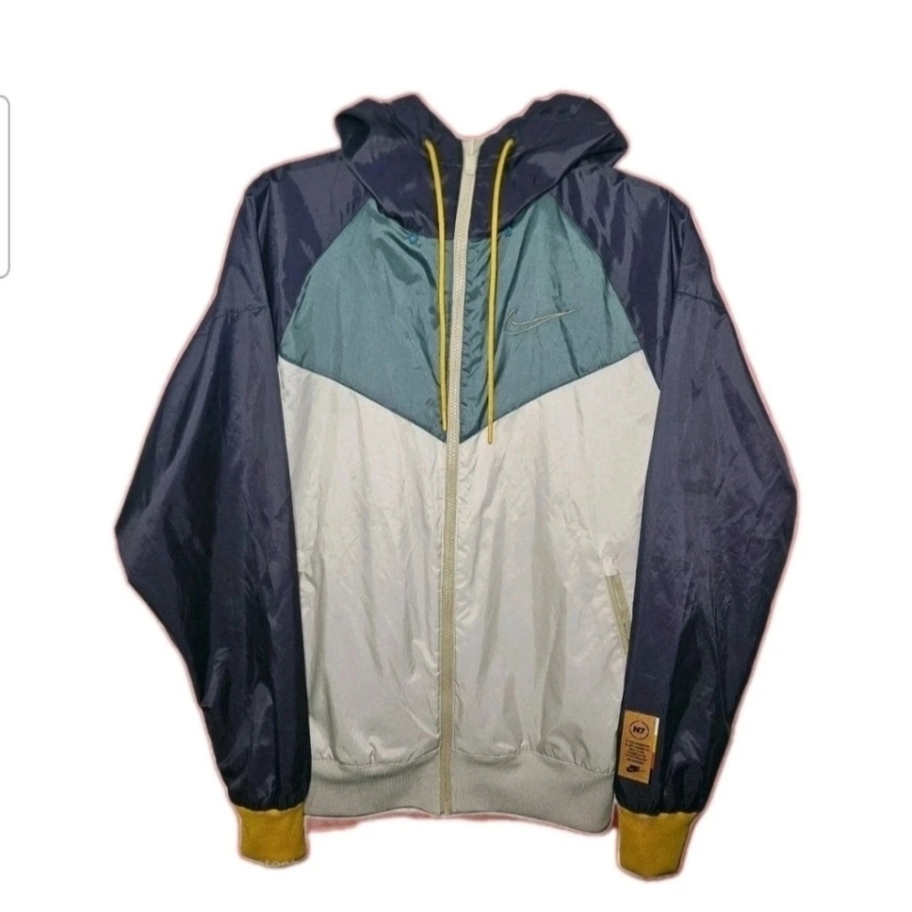 Nike N7 Women's Windrunner Jacket Size XS